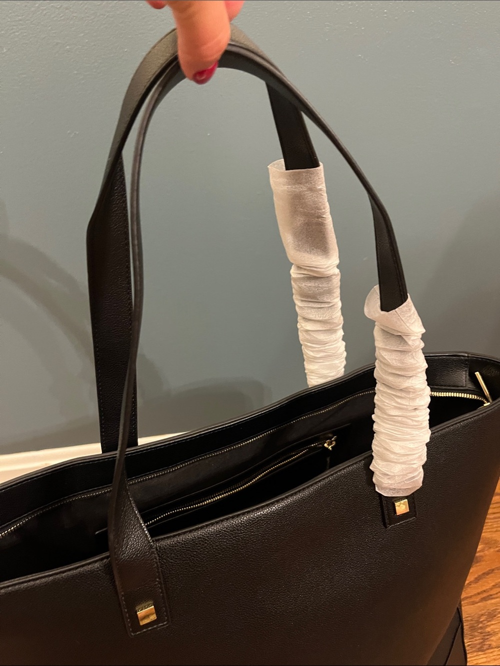 Modern picnic tote - Picture 2 of 11